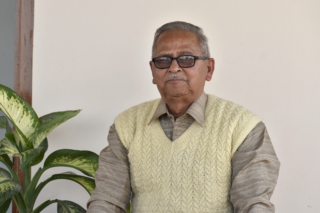Mr. Girijesh Kumar Pandey
